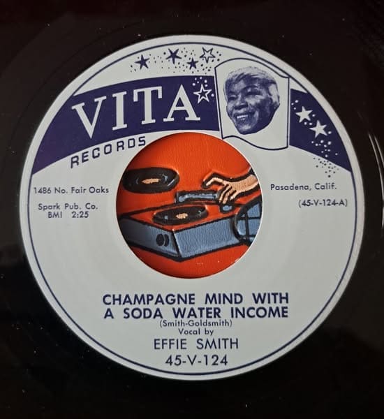 Effie Smith – Champane Taste With A Soda Water Income / Water! Water!